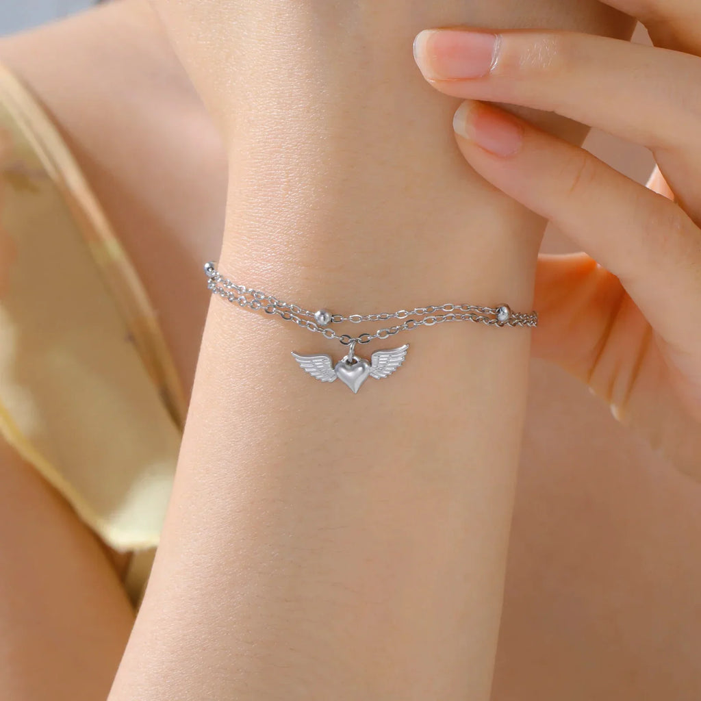 Adjustable angel wings bracelet