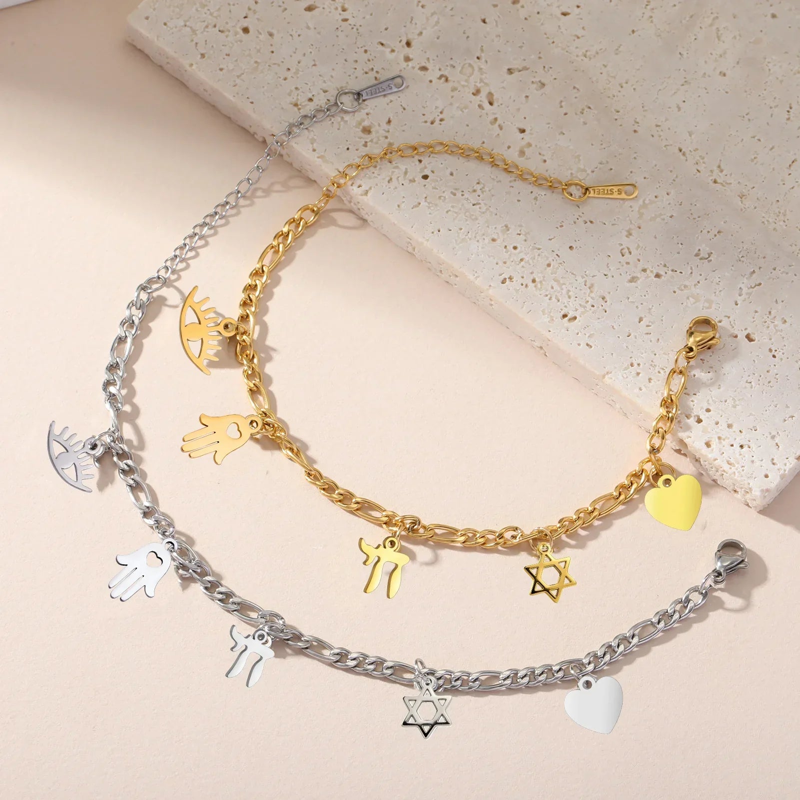 Bracelet ajustable avec pendentifs de protection juive 
