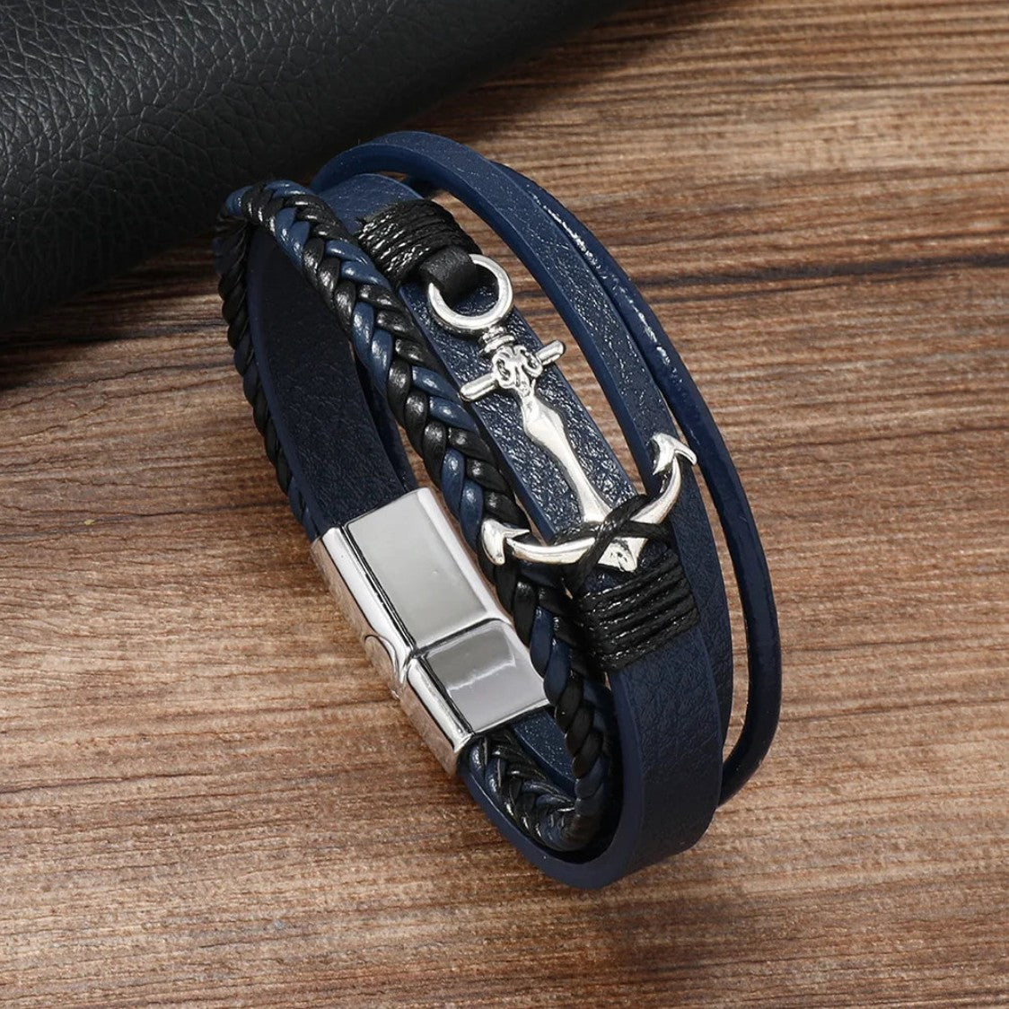 Leather anchor bracelet