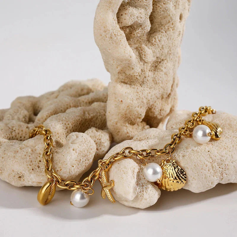 Bracelet with Shells and White Pearls