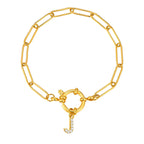 Pulsera dorada con inicial - letra 