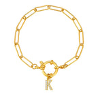 Pulsera dorada con inicial - letra 