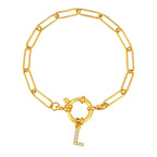 Pulsera dorada con inicial - letra 