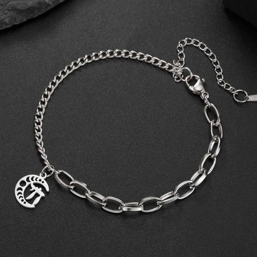 Bracelet with the Jewish protection symbol Chai on a crescent moon