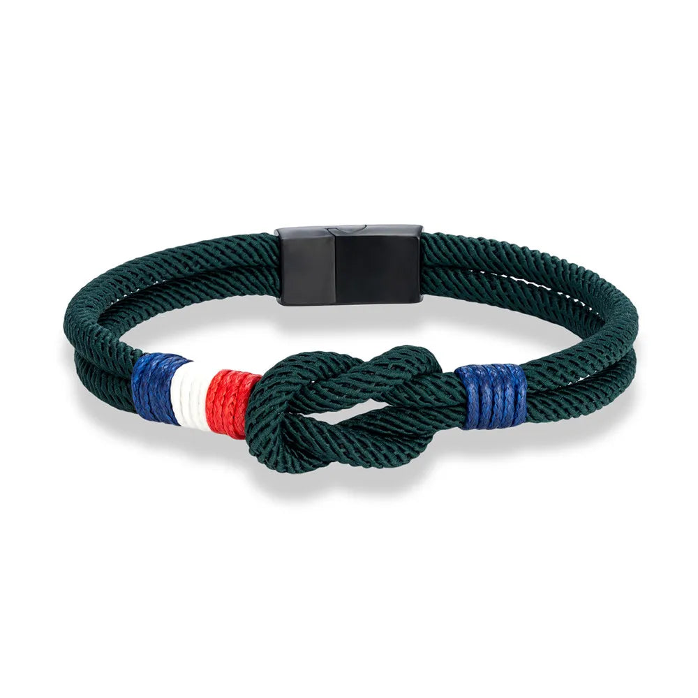 Bracelet with nautical knot in rope