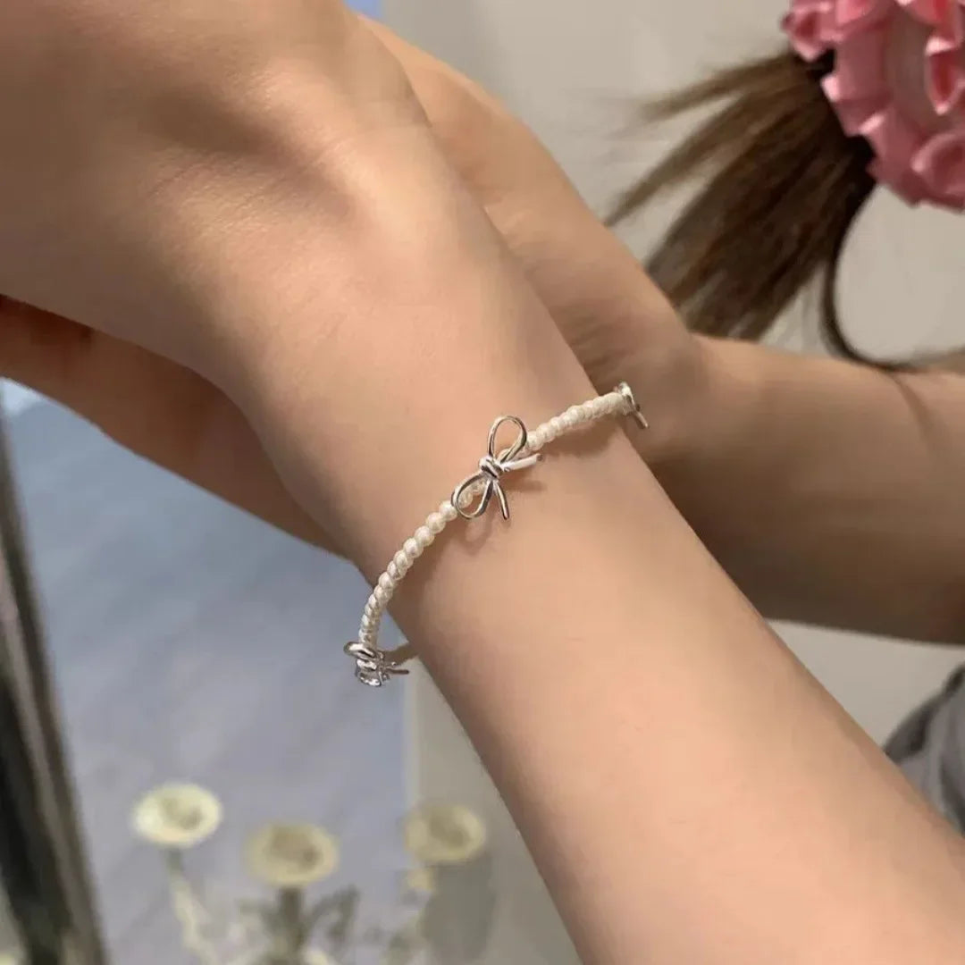 Women's bow bracelet
