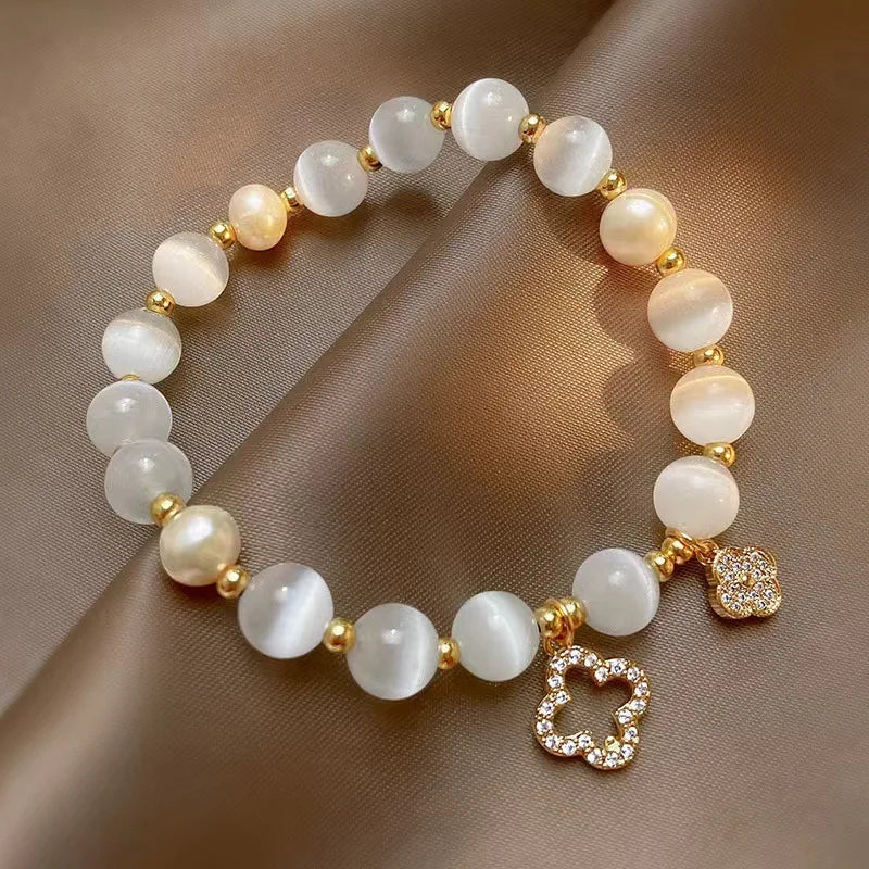 Bracelet en Perles avec Trèfles à 4 Feuilles