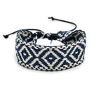 Handmade geometric-pattern Brazilian bracelet