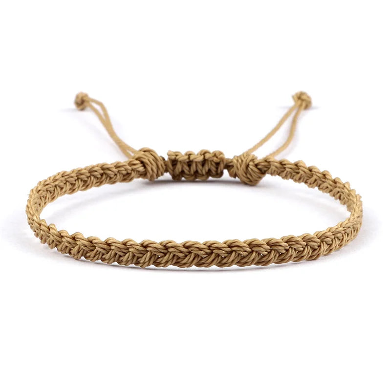Pulsera brasileña fina y ajustable 
