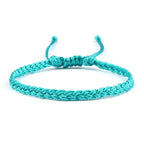 Pulsera brasileña fina y ajustable 