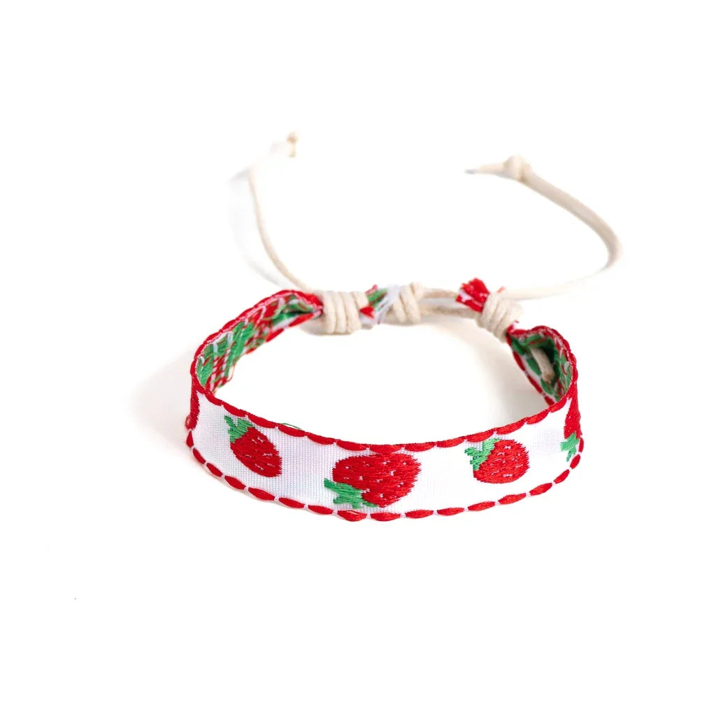 Brazilian-style summer bracelet
