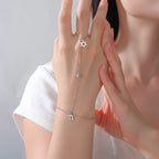 Bracelet de main et doigt avec pendentifs de protection juifs Chai, étoile de David et main de Fatma Chai argent