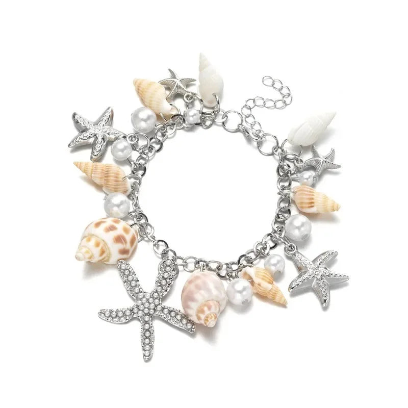 Elegant Bracelet with Silver Shells