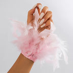Feather bracelet with a delicate, airy feel 