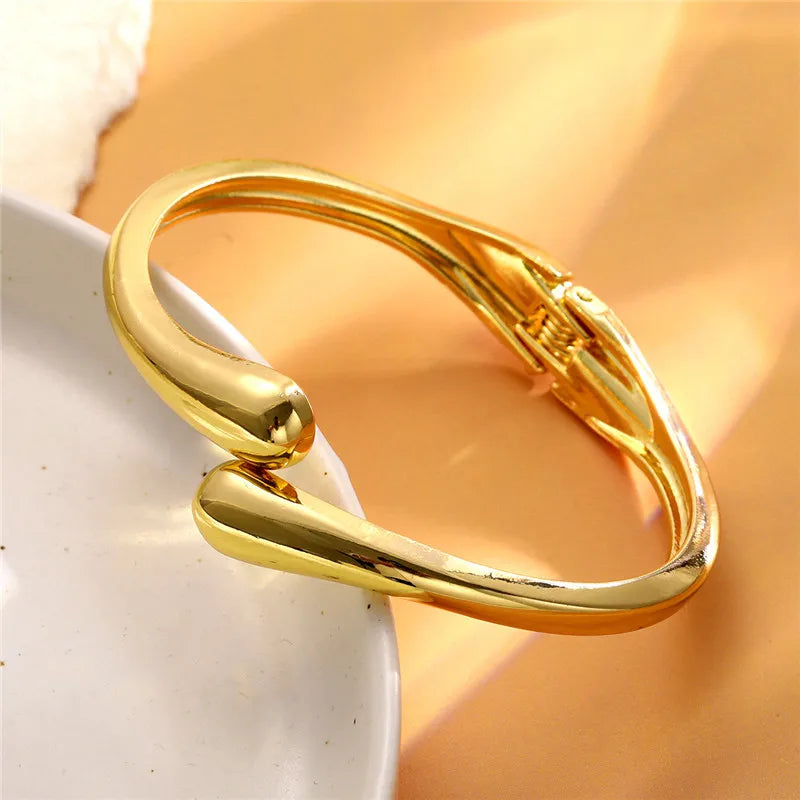 Fine Water Drop Chain Bracelet Gold
