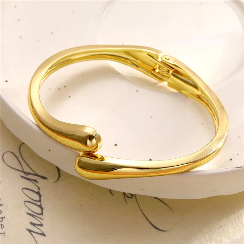 Fine Water Drop Chain Bracelet Gold