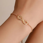 Discrete Infinity Bracelet gold