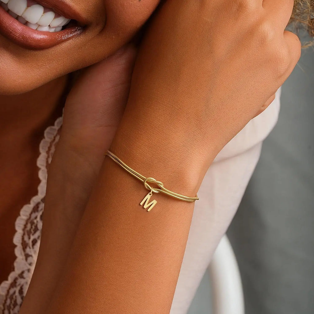 Bracelet initiale et noeud - lettre