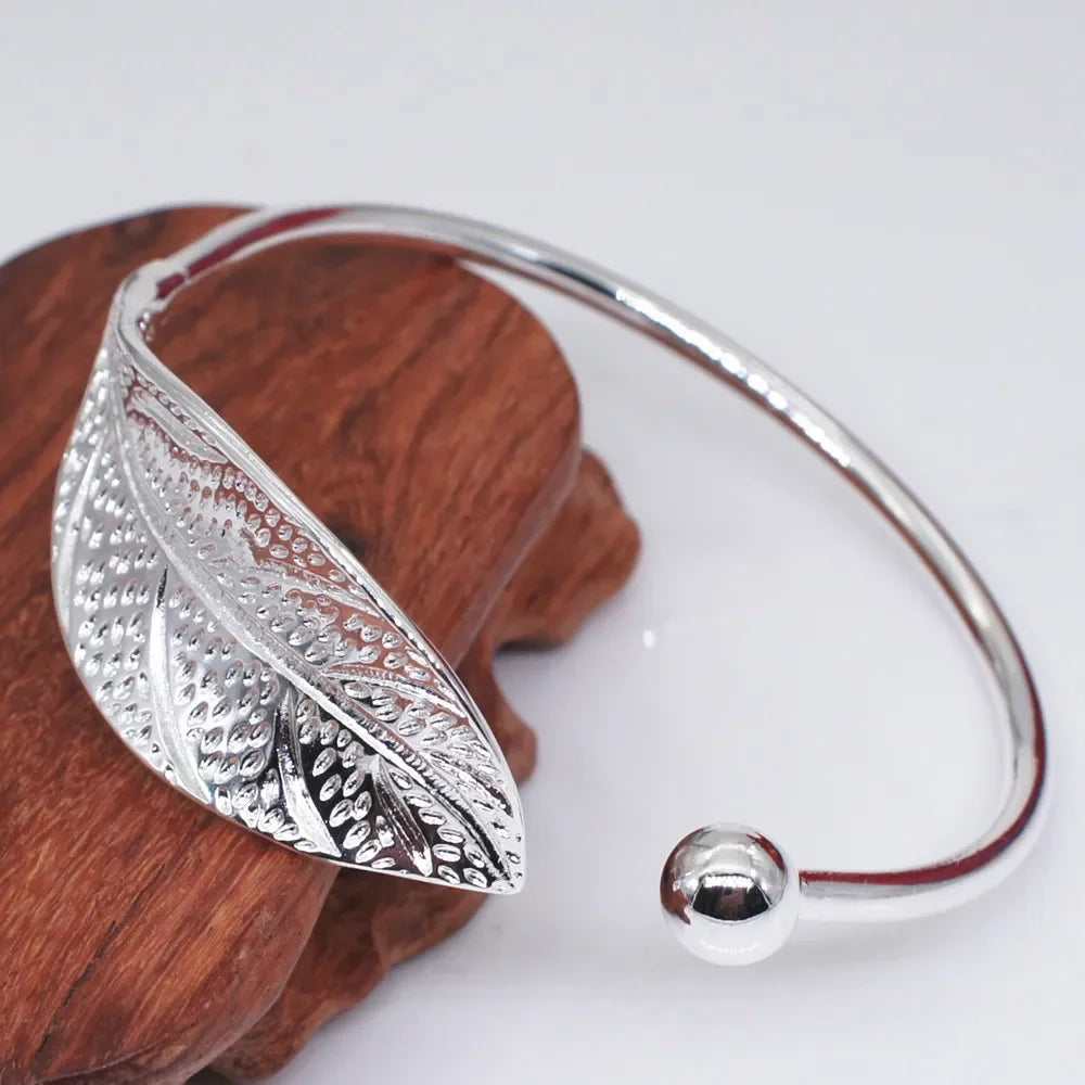 Bracelet Rétro Fleur de Laurier