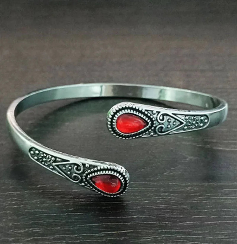 Retro Water Drop Curb Chain Bracelet Red