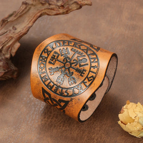 Viking Vegvisir Bracelet in Brown Leather