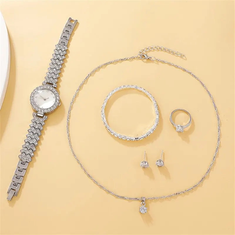 Caja de joyas con 5 piezas de strass