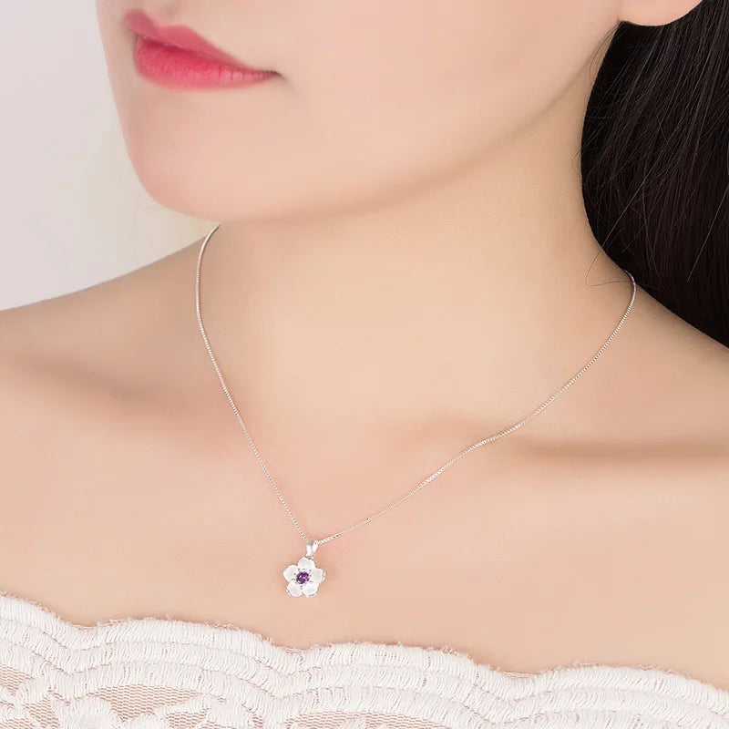 Collier avec Fin Pendentif Fleur pour Femme violet