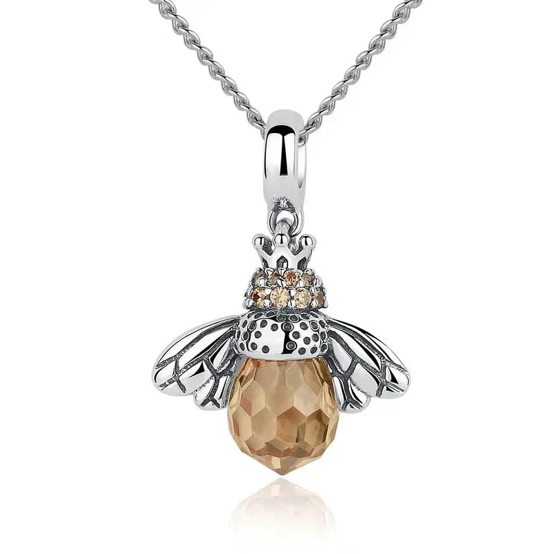Women's necklace with bee pendant