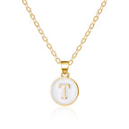 Collar con colgante blanco inicial - letra 