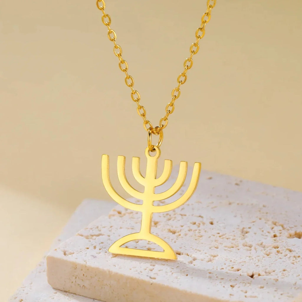 Collar con colgante del símbolo de la identidad judía Menorah 