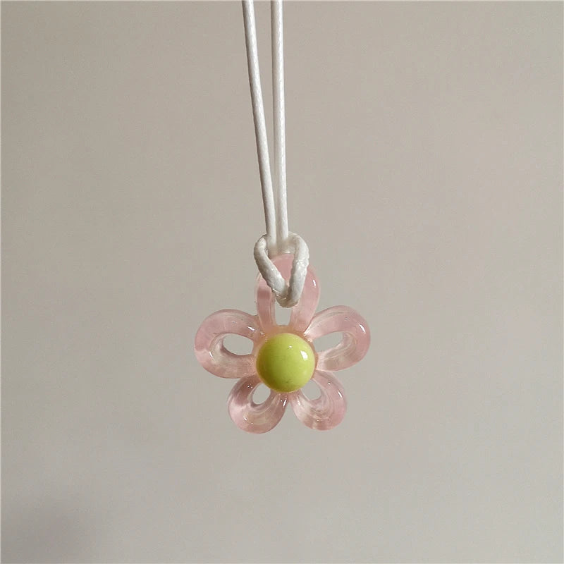 Collar con Colgante de Flor Colorida rosa