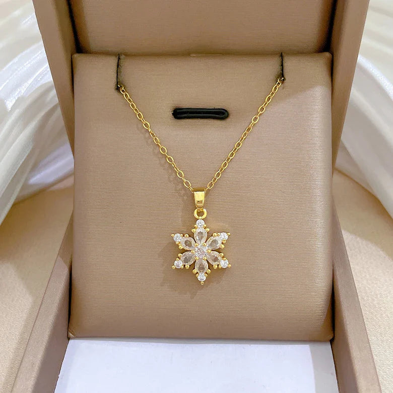 Collar con Colgante de Copo de Nieve en Cristal
