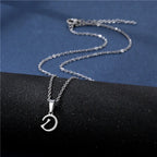 Collar con colgante inicial plateado - letra 