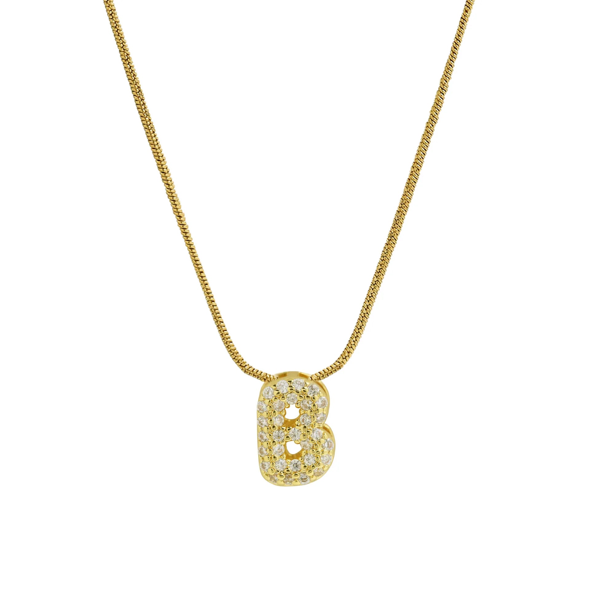 Collier avec pendentif initiale en strass b