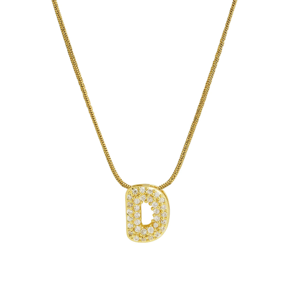 Collier avec pendentif initiale en strass d