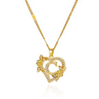 Collier avec pendentif initiale et coeur c