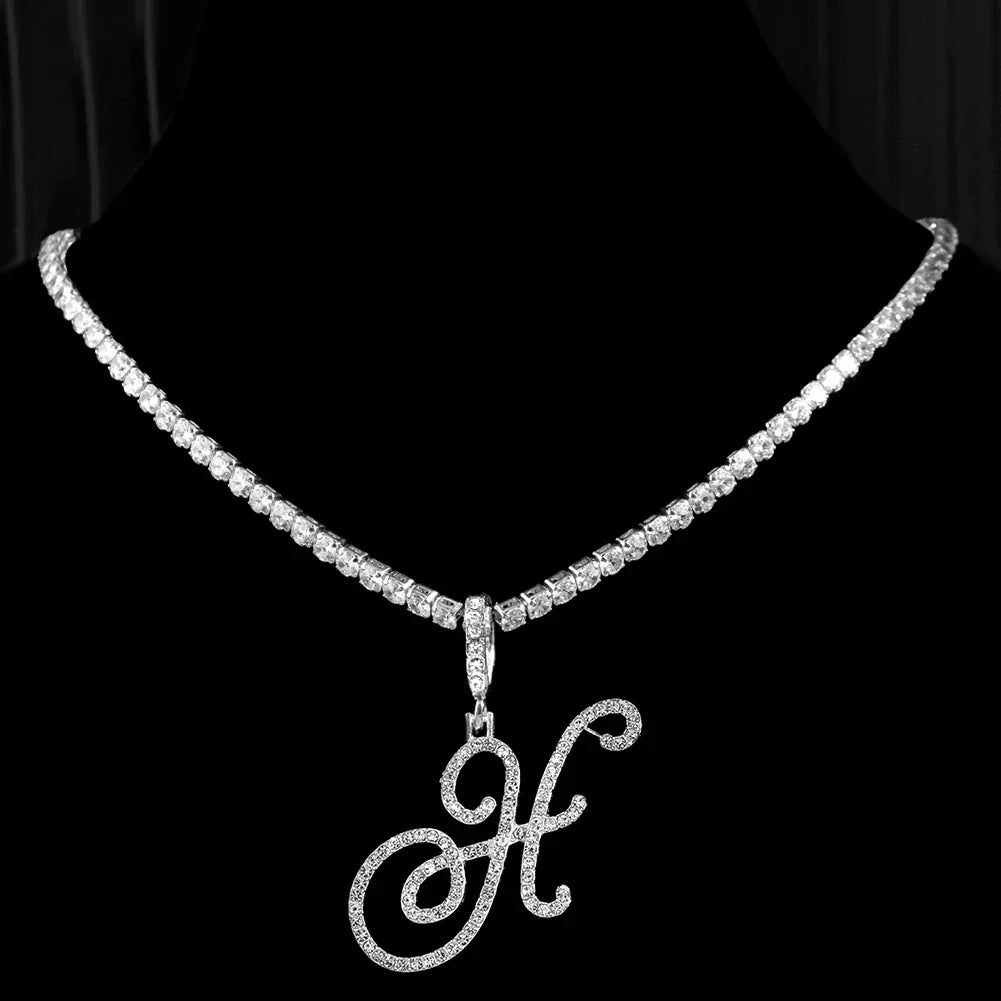 Collar con colgante de inicial y strass - letra 