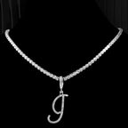 Collar con colgante de inicial y strass - letra 