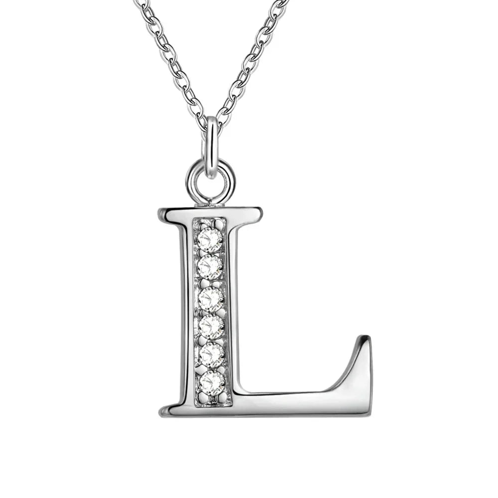 Collier long avec pendentif initiale  l
