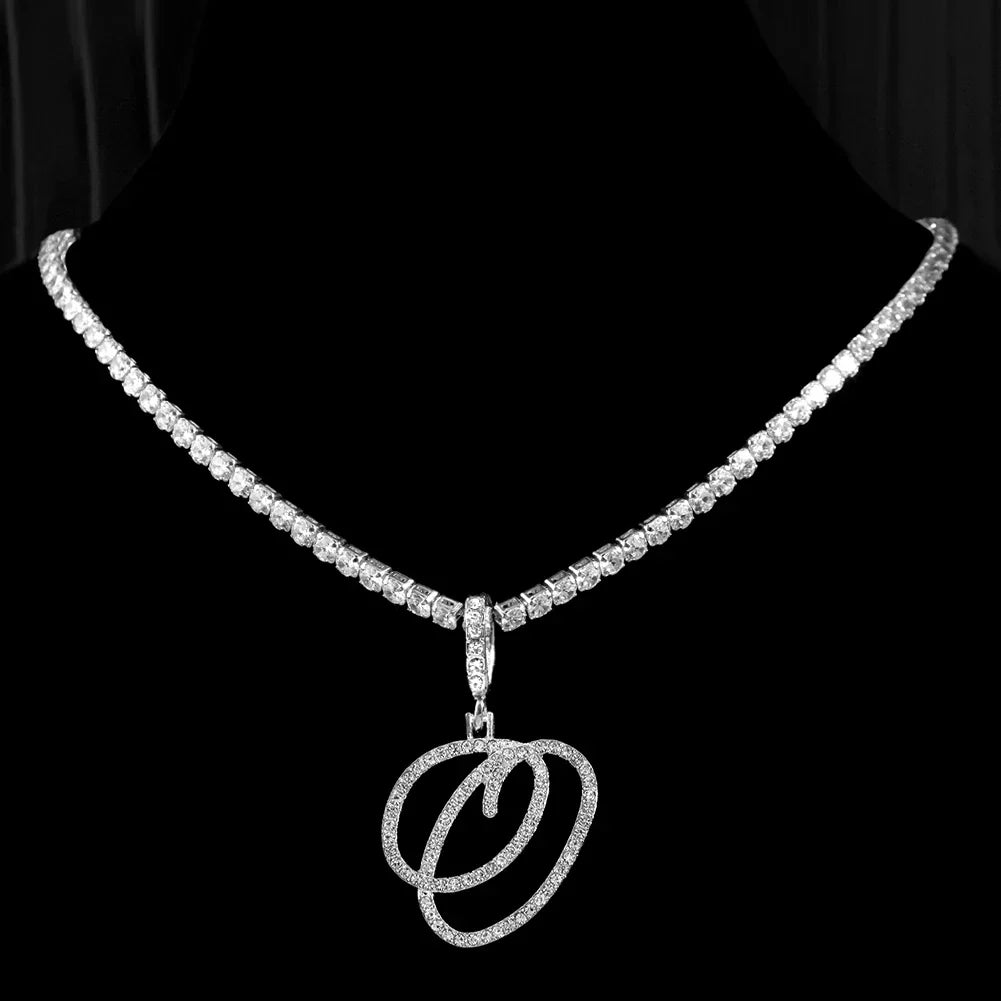 Collar con colgante de inicial y strass - letra 