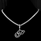 Collar con colgante de inicial y strass - letra 