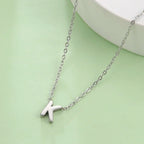 Collier avec pendentif initiale - lettre
