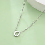 Collier avec pendentif initiale - lettre