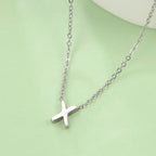 Collier avec pendentif initiale - lettre