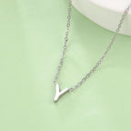 Collier avec pendentif initiale - lettre