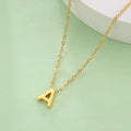 Collier avec pendentif initiale - lettre