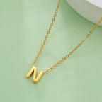 Collier avec pendentif initiale - lettre