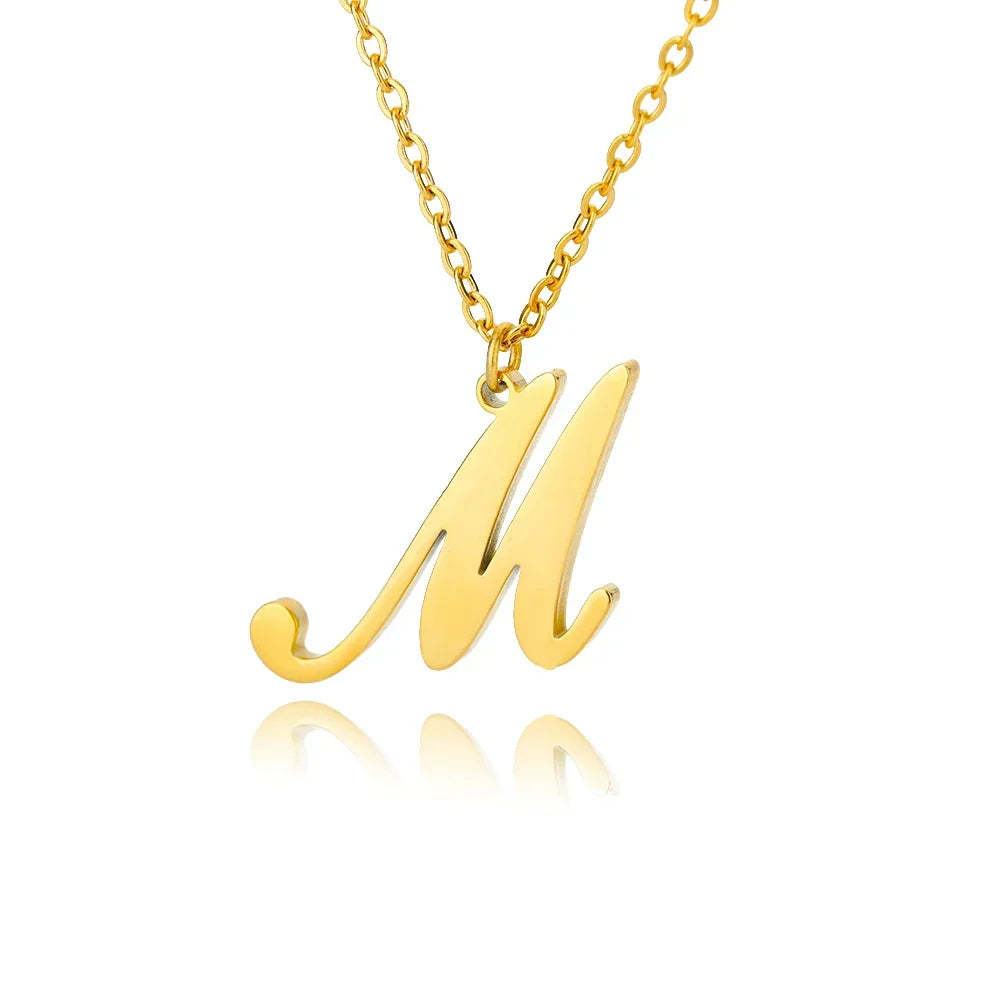 Collier avec pendentif initiale pour femme m