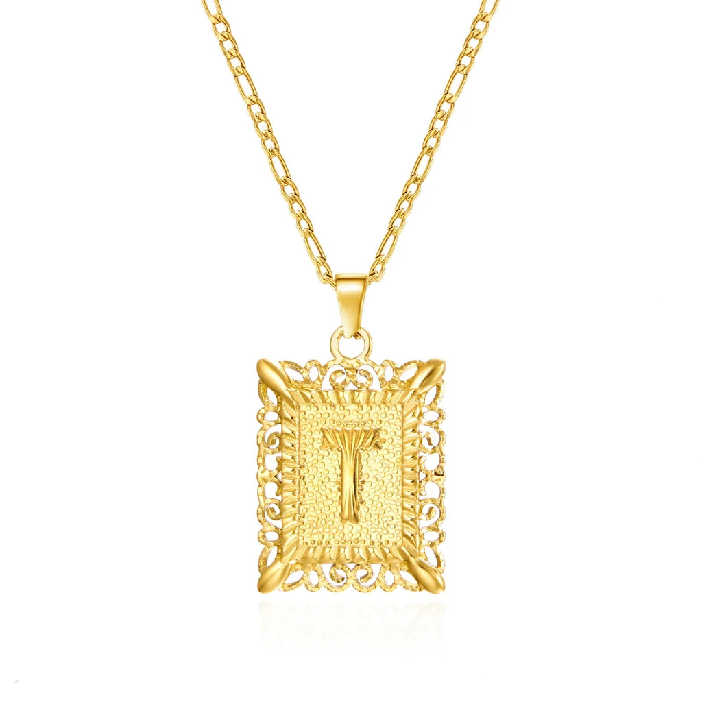 Collar con colgante rectangular con inicial - letra 