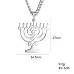Collier avec pendentif symbolique juif Menorah